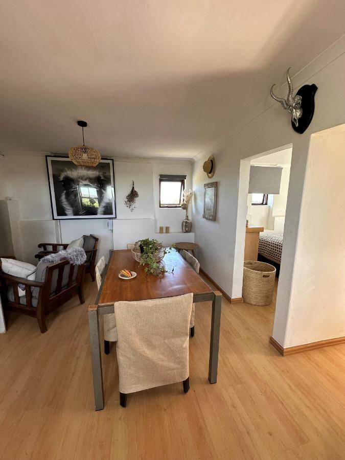 Ostrich Cottage At Les Wings Private Game Farm Groot-Jongensfontein Luaran gambar