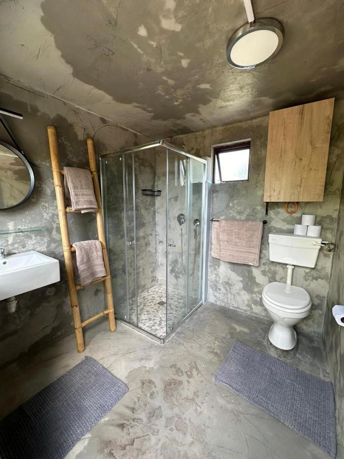 Ostrich Cottage At Les Wings Private Game Farm Groot-Jongensfontein Luaran gambar
